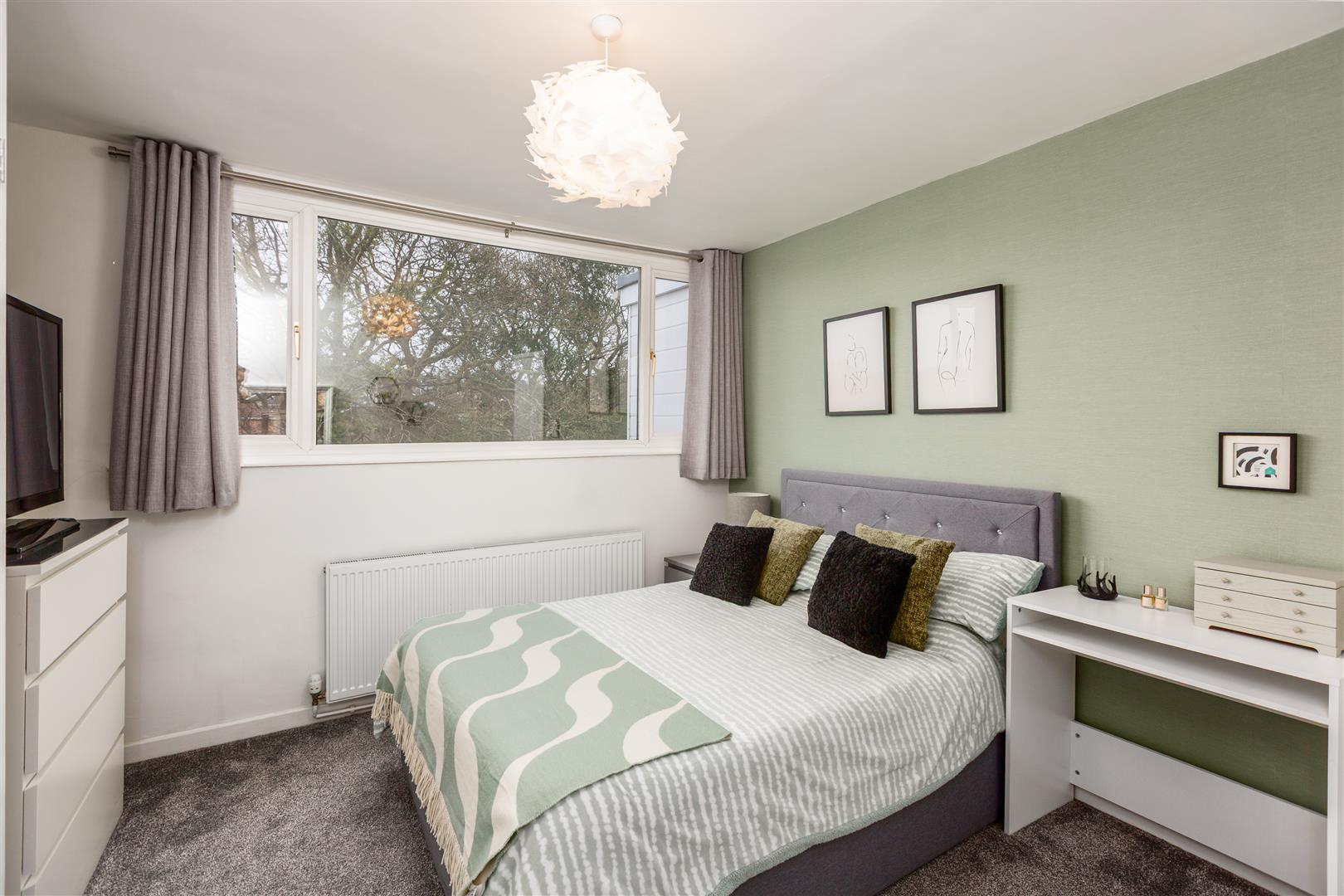 Weig Fach Lane, Fforestfach, Swansea, SA5 5AD